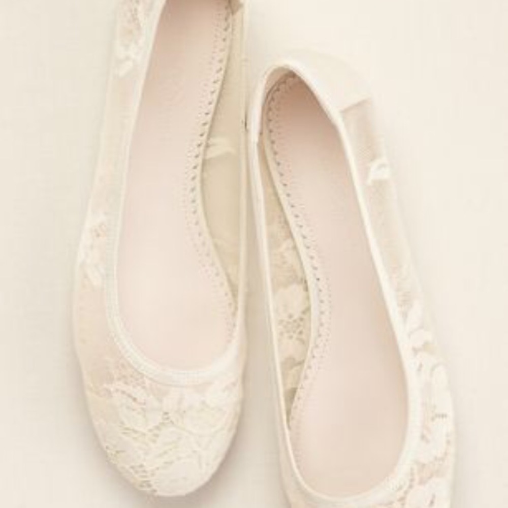 Melissa Sweet White lace ballet shoes